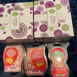 Scentsy Sold as a set 2 Stack Wall Fan Diffuser